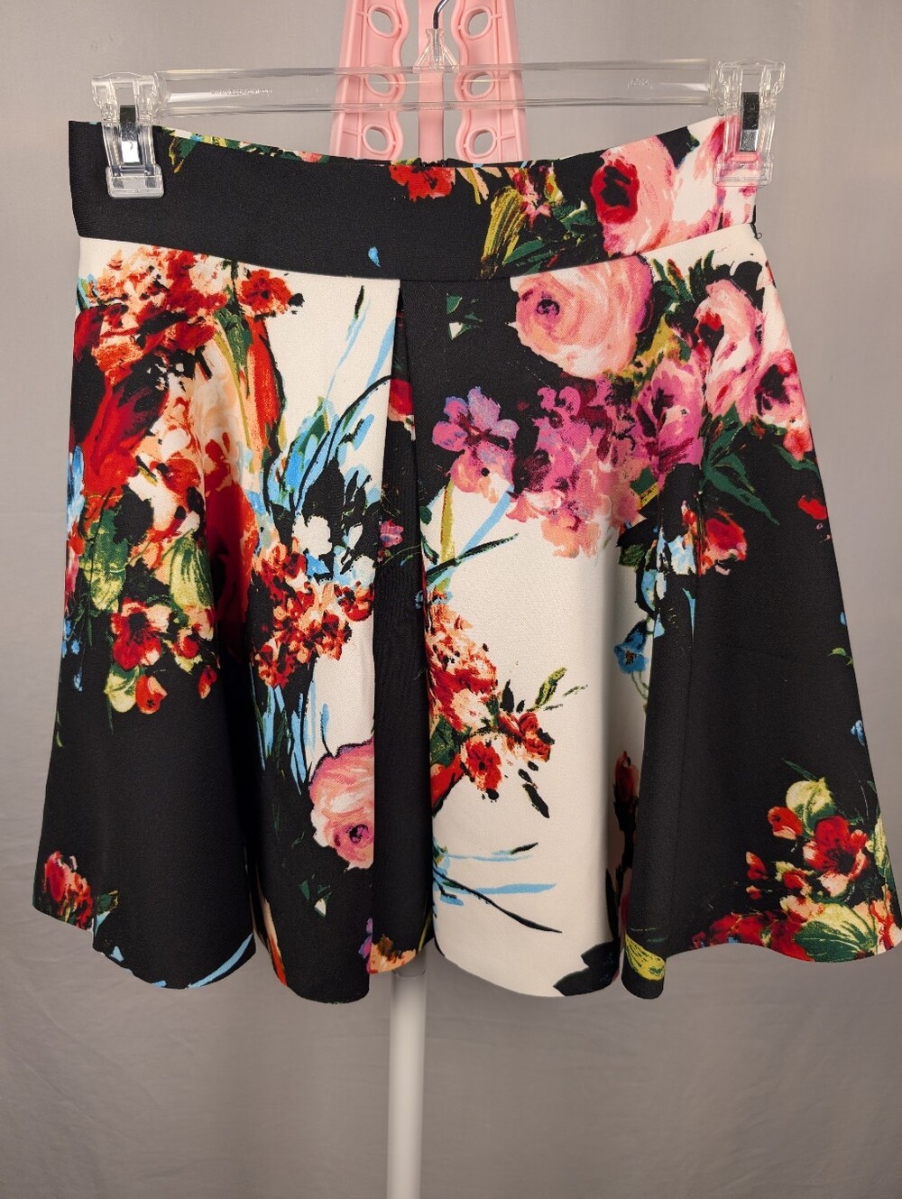 Necessary Objects Floral Skater Skirt Medium Black Pink Pleated Fit & Flare